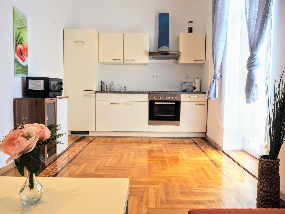 City Villa Schoenbrunn Apartments - Contactless 24H Check-In Vienna Exterior photo